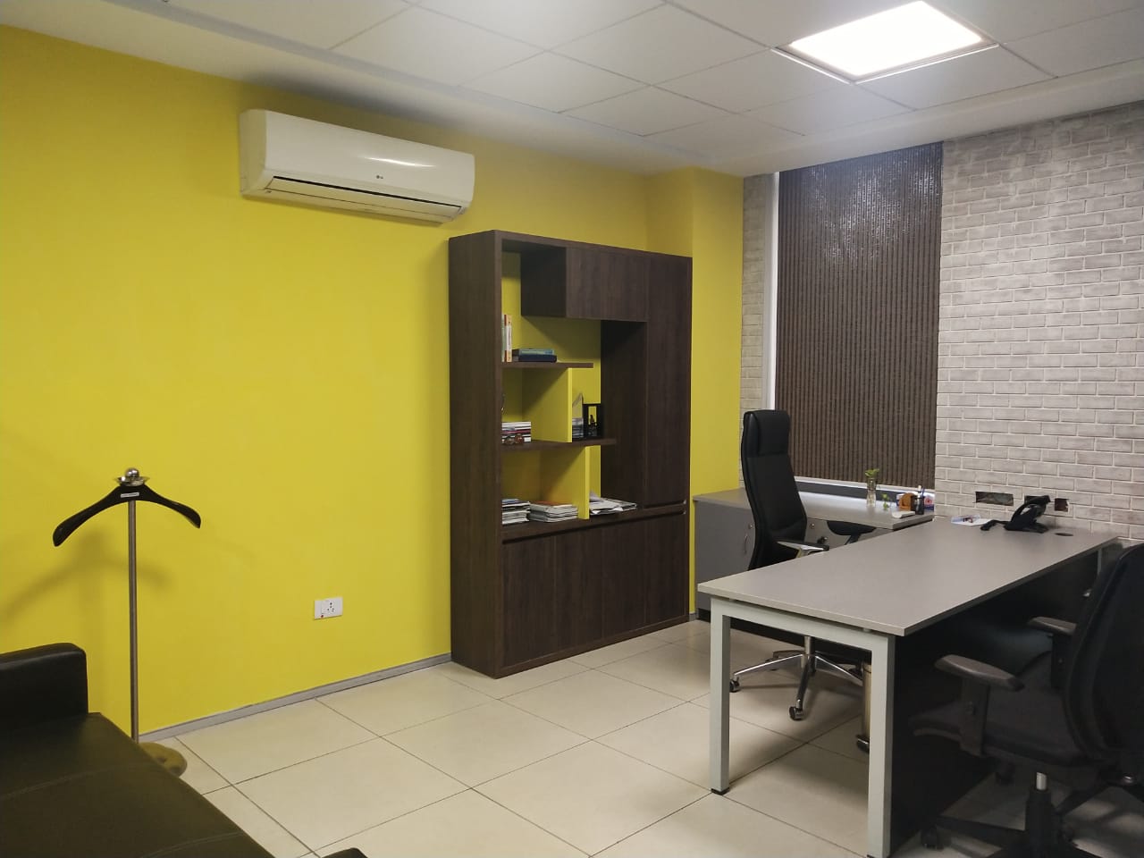 office remodeling company in delhi